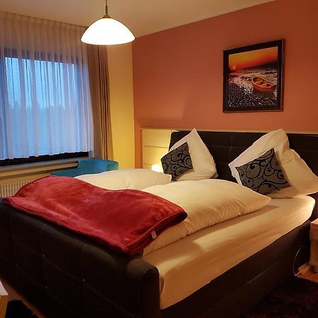 Legend Hotel Biebesheim am Rhein Bagian luar foto